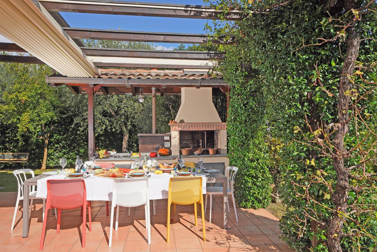 Others 3, Villa Riai, Brescia
