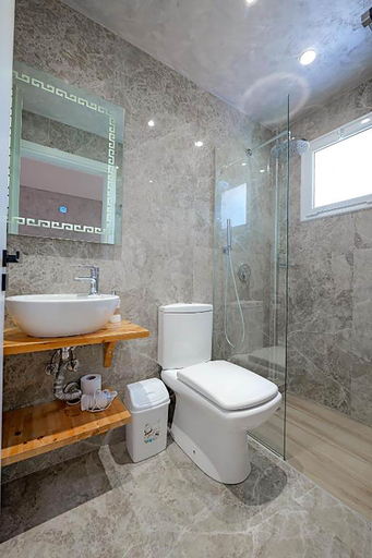Bathroom 4, Villa Juna Beach, Sarandës