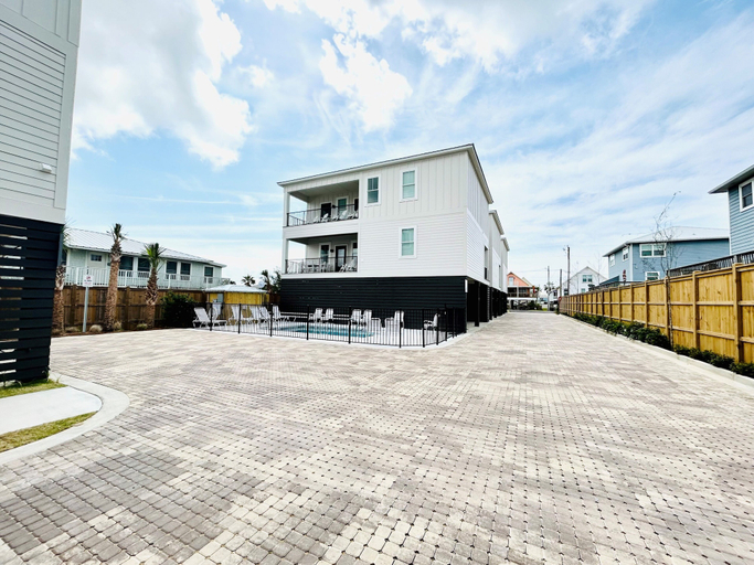 Exterior & Views 2, Sandpiper Cottages #E by Southern Vacation Rentals, Baldwin