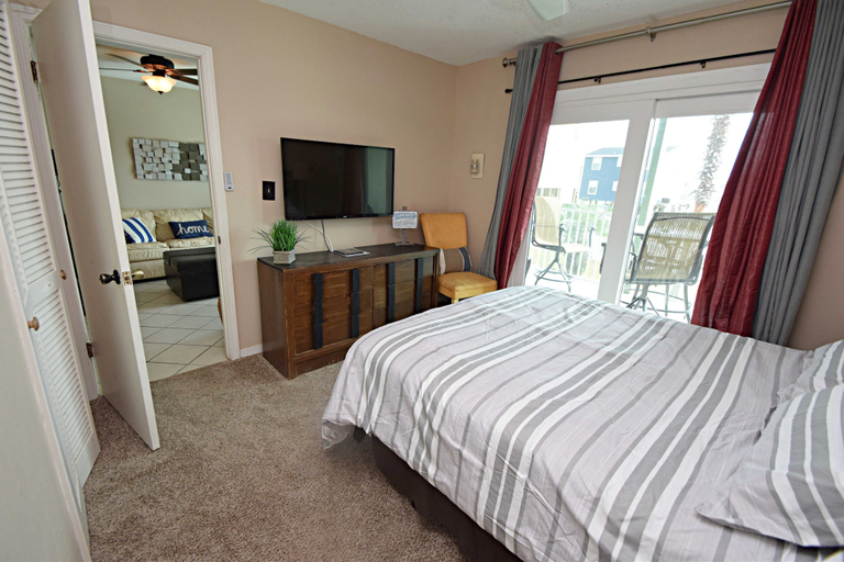 Bedroom 2, The Landing, Baldwin