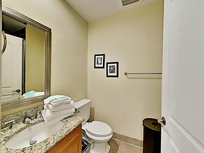 Bathroom 3, Beach Club by Southern Vacation Rentals, Escambia