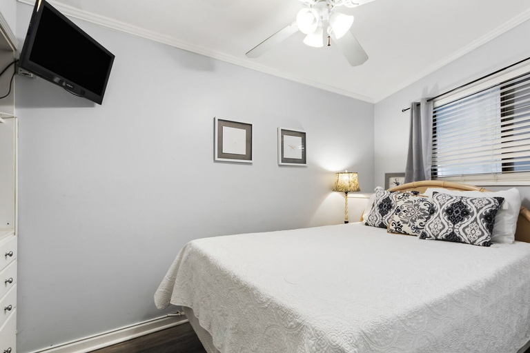 Bedroom 3, Seaside Villa 142, Beaufort