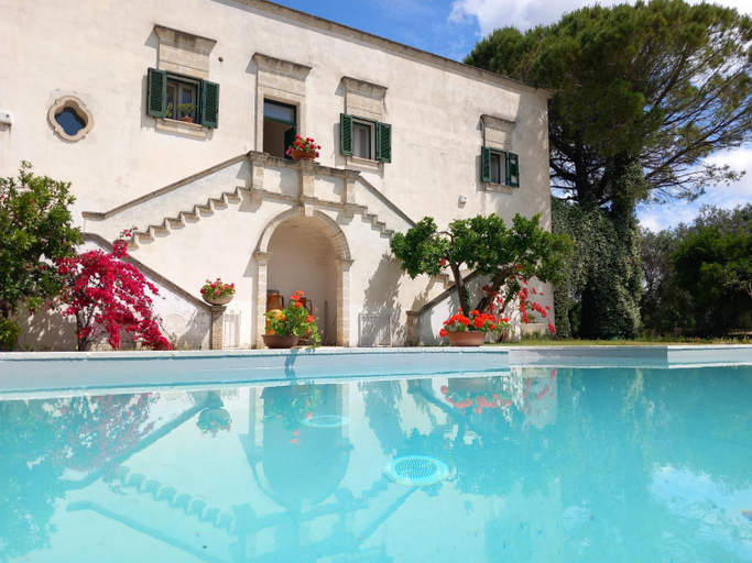 Others 4, MASSERIA INCANTAMENTO Suite Bouganville, Brindisi