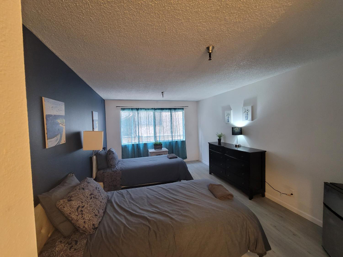 Others 2, (A12) Lovely Spacious Double Bed Studio, Los Angeles