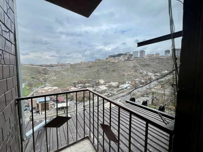 Others 4, The Hill Guest House, Yerevan