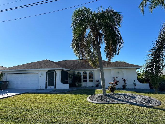 Exterior & Views, Coastal Castaway, Lee
