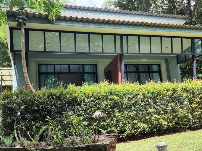 Others 2, Snapper House, Takua Pa