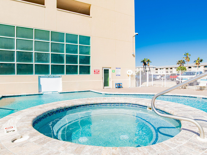 Sport & Beauty 4, Crystal Shores West by Southern Vacation Rentals, Baldwin