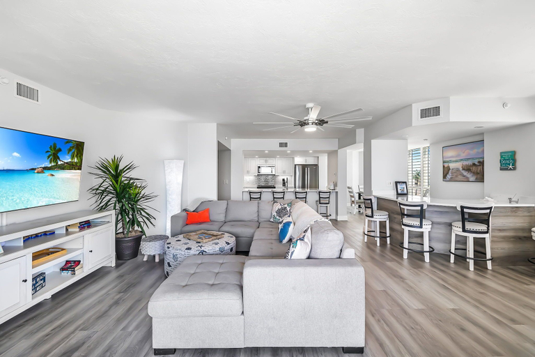 Others 4, Gullwing by Distinctive Beach Rentals, Lee