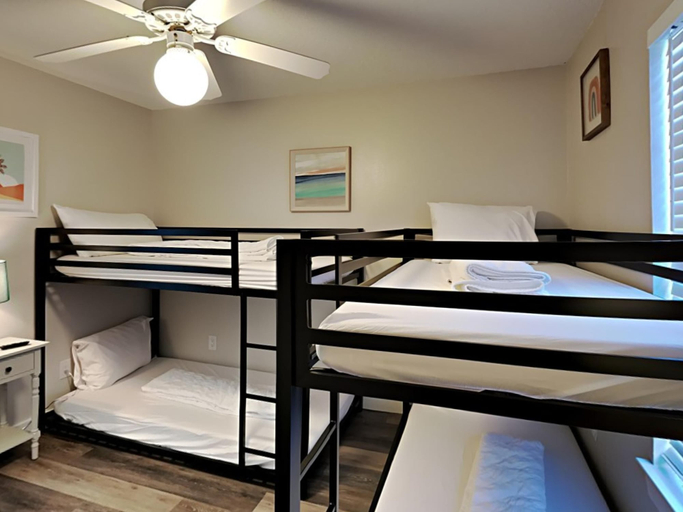 Bedroom 3, Dune Our Thing by Southern Vacation Rentals, Walton