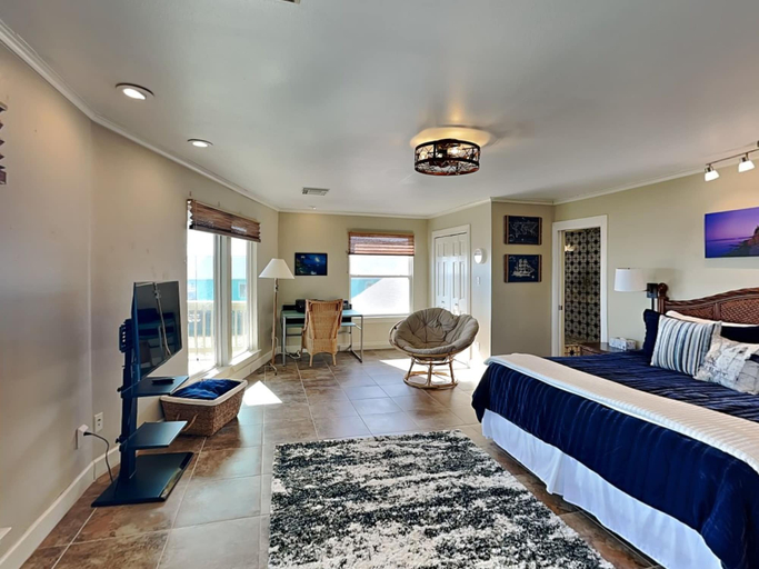 Bedroom 2, Lighthouse By the Sea, Brazoria