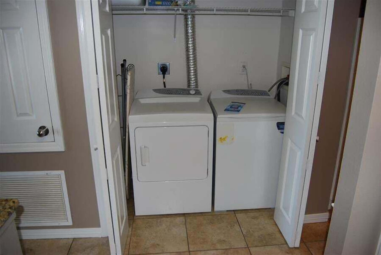 Bathroom 3, Tidewater, Baldwin