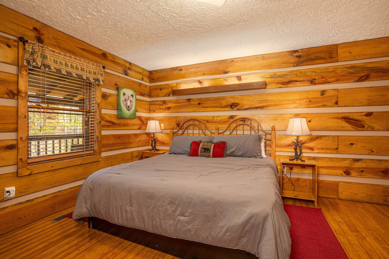 Bedroom 3, Cozy Bears Cabin, Sevier