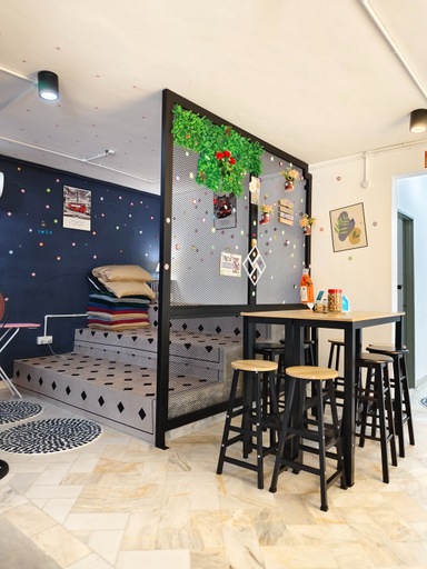 Food & Drinks 5, Mr Backpacker Hostel, Kuala Lumpur