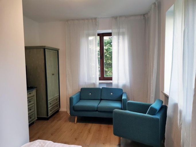 Others 2, Ohotelik Pensjonat w Poniatowej, Opole Lubelskie