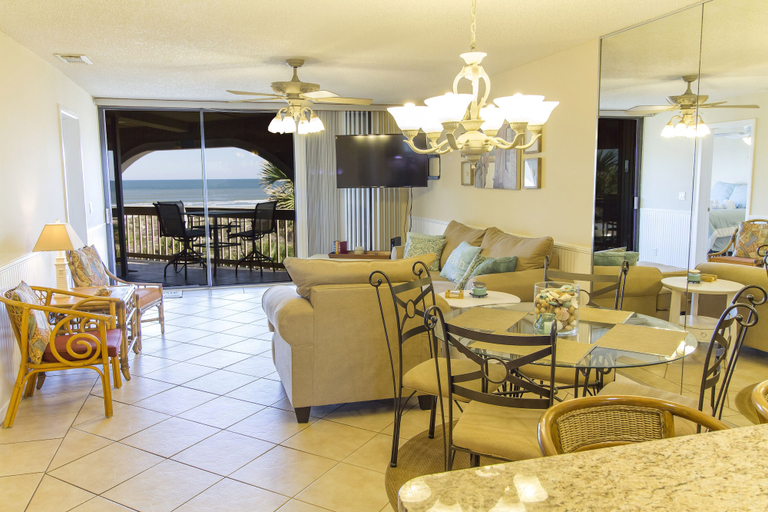 Food & Drinks 4, Hibiscus by Distinctive Beach Rentals, Saint Johns