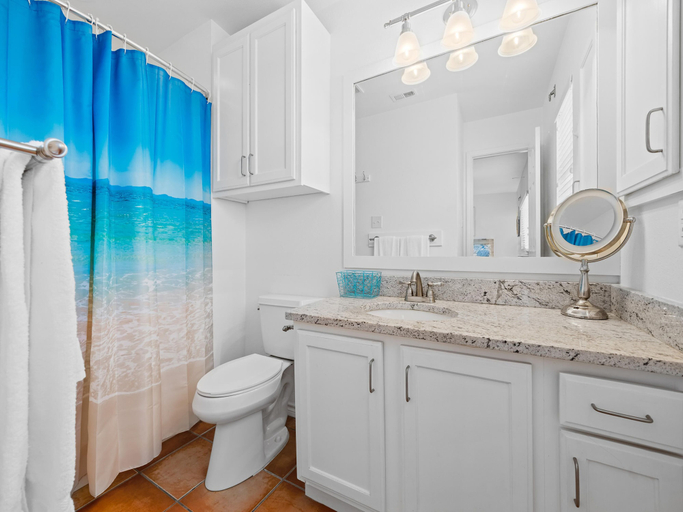 Bathroom, Sunrise Cottage, Aransas