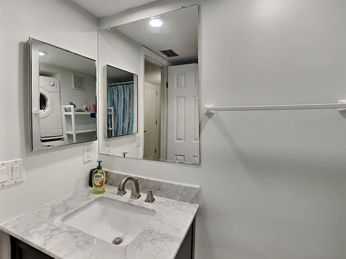 Bathroom 4, Madeira Beach Yacht Club 323b, Pinellas