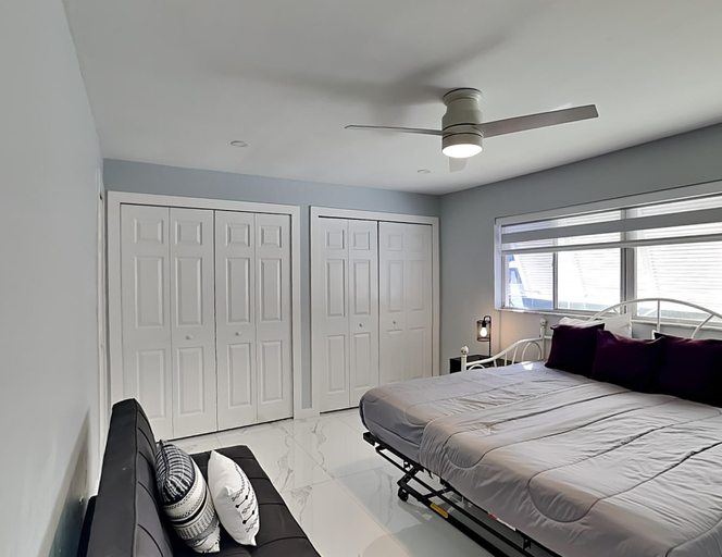 Bedroom 2, Comfort Canal Home, Lee