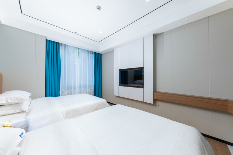 Bedroom 5, Hai Yue Totel, Guangzhou