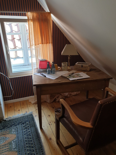Others 5, Rosindell-cottage, Gütersloh