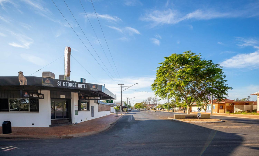Others 3, St George Hotel Motel, Balonne