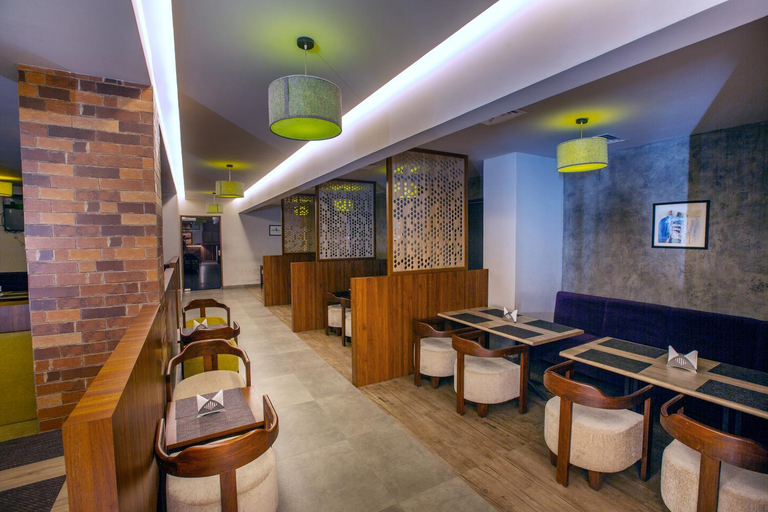 Food & Drinks 3, Hotel Raj Riveria, Ernakulam
