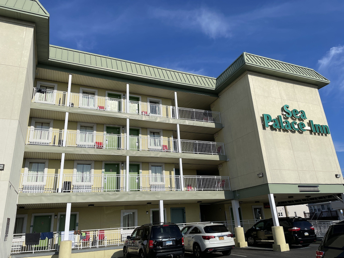 Exterior & Views 2, Sea Palace Inn, Ocean