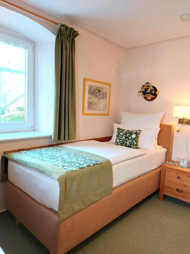 Bedroom 4, L' Auberge Gutshof, Bautzen