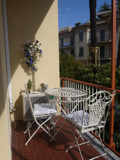 Exterior & Views 3, CASA GRANDIS Dimora di Charme nel Cuore di Bordighera, Imperia