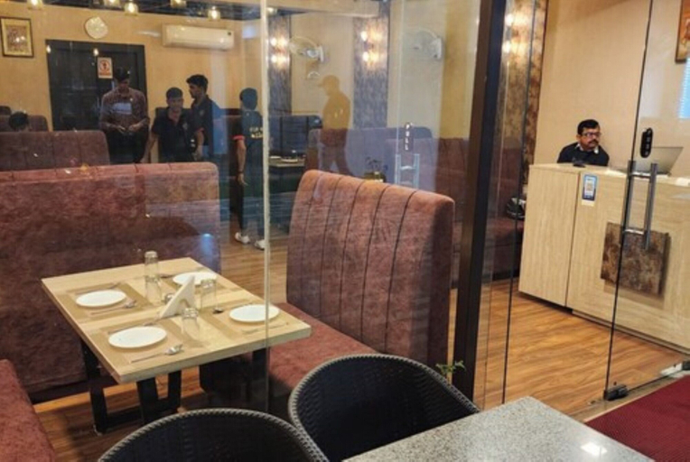 Food & Drinks, Goroomgo Ganga Amrit Haridwar, Hardwar