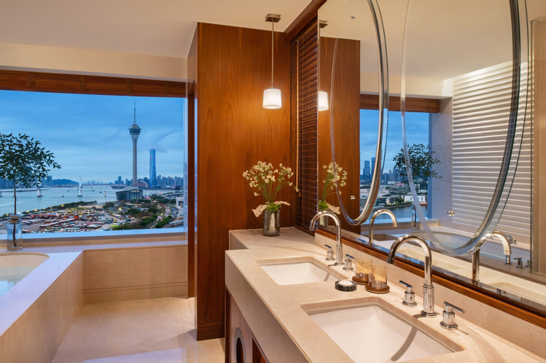 Bathroom 5