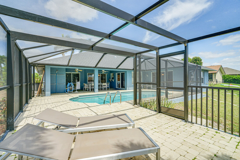 Sport & Beauty 4, Tropical Cape Coral Villa w/ Boat Dock!, Lee