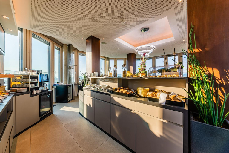 Food & Drinks 4, aquaTurm Hotel Plus Energie, Konstanz