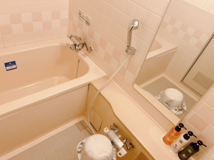 Bathroom 5