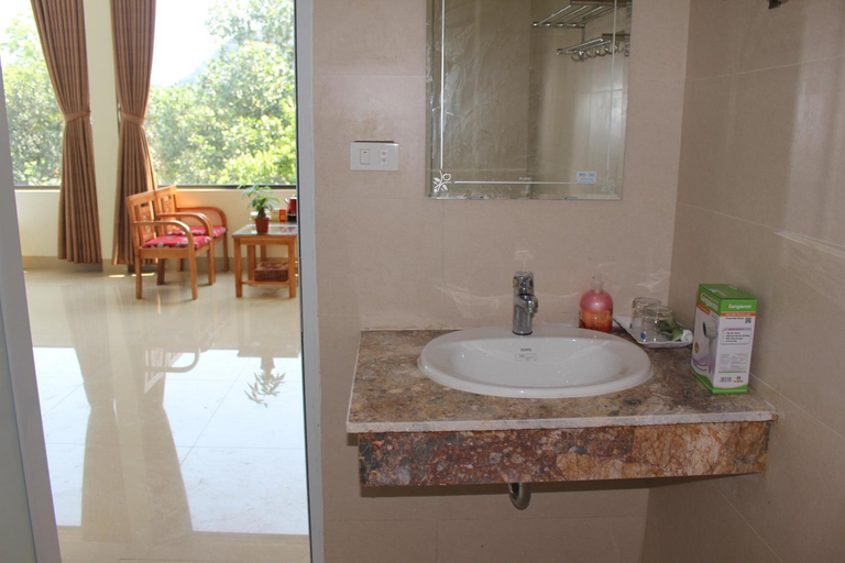 Bathroom 2, Sierra Homestay, Hoa Lư