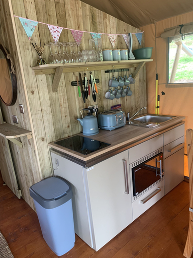 Others 5, Torrent Walk Glamping, Gwynedd