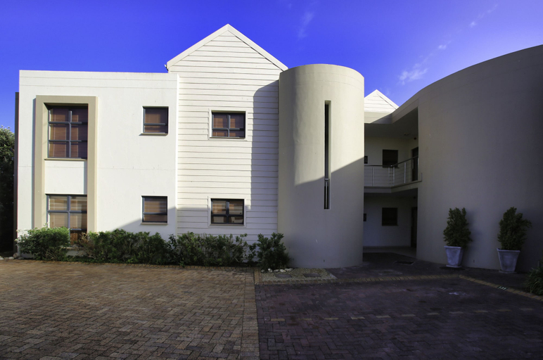 Exterior & Views 2, Ellefsen Golf Suite 137, Langebaan, 4 - Sleeper, West Coast