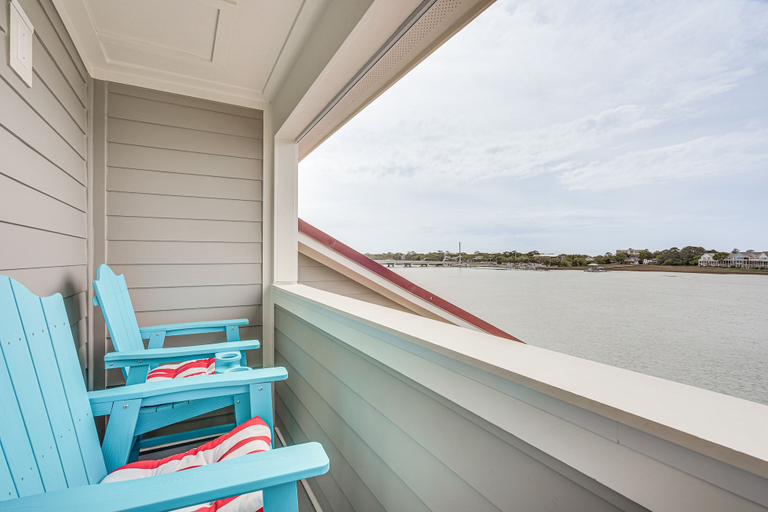 Others 1, Folly Beach Retreat w/ Pool Access & River Views!, Charleston