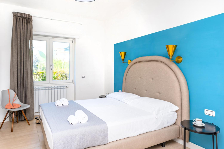 Others 4, Mako Sorrento Suites, Napoli