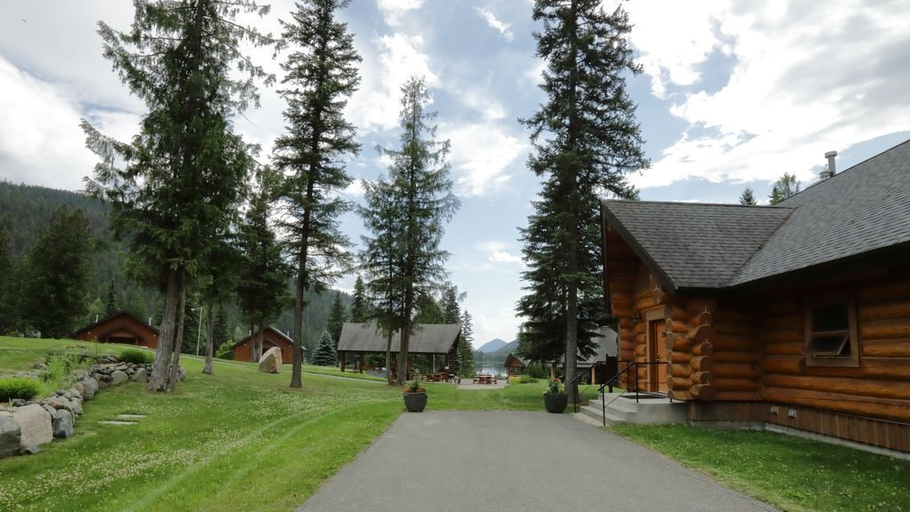 Exterior & Views 2, Alpine Meadows Resort, Thompson-Nicola