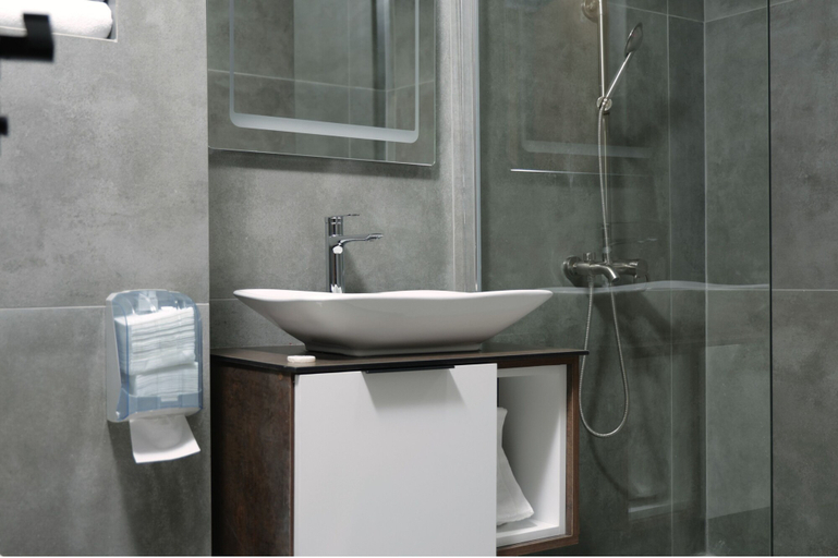 Bathroom 4, Vetus Hotel, Priština