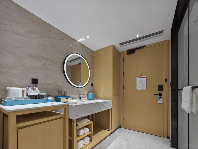 Bathroom 5, Hilton Garden Inn Anshan Haicheng, Anshan