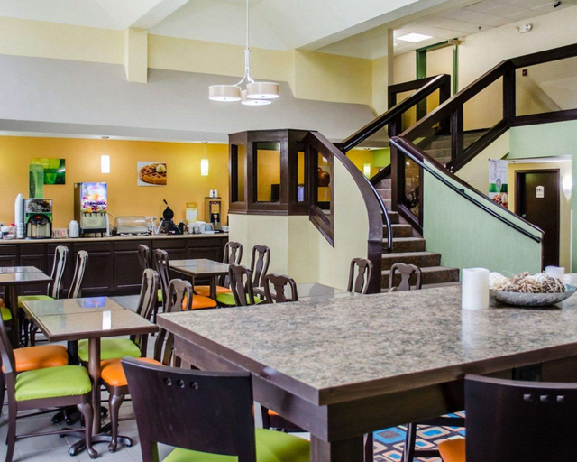 Food & Drinks 5, Quality Inn & Suites Medina - Akron West, Medina