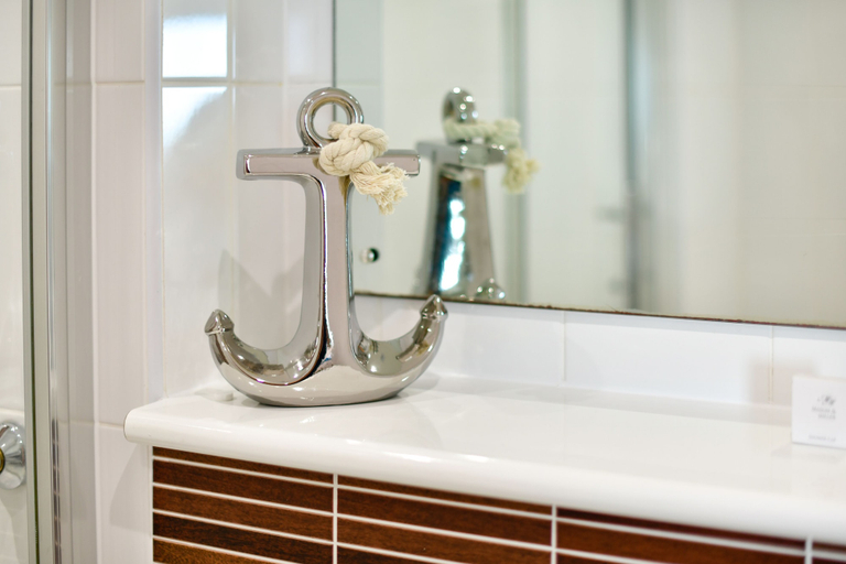 Bathroom 4, Just Stay Wales – Meridian Quay Penthouses, Swansea