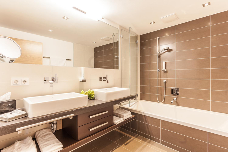 Bathroom 2, Lederer S Living, Zell am See