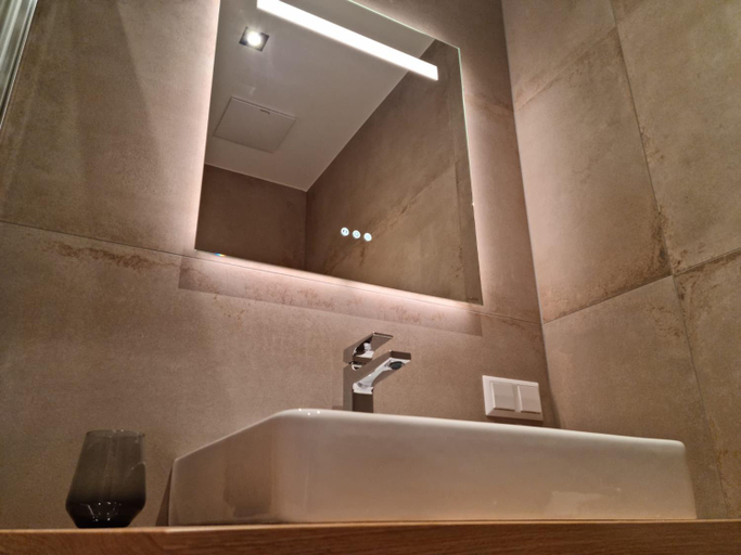 Bathroom 3, Das Geringer, Liezen