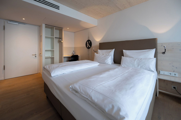 Bedroom 4, Klingenstein AKZENT Hotel Wirtshaus Brauerei, Alb-Donau-Kreis