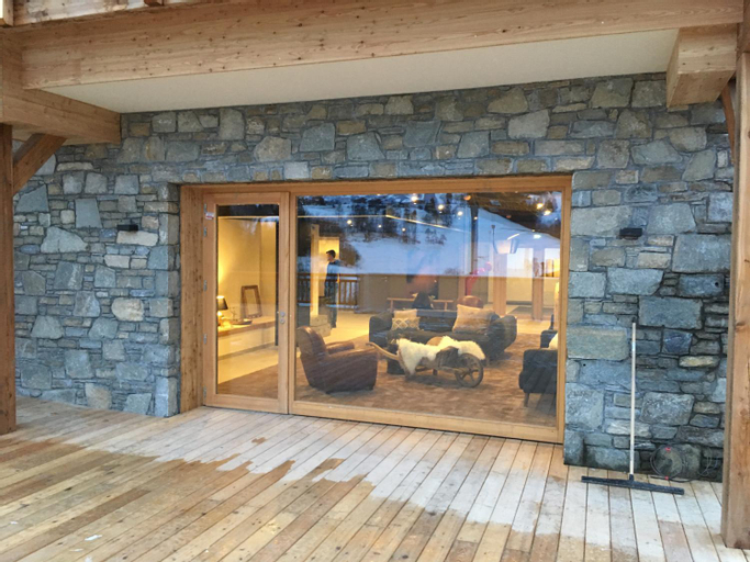 Luxury 2 Bedroom Apartment with view of Mont Blanc, Haute-Savoie