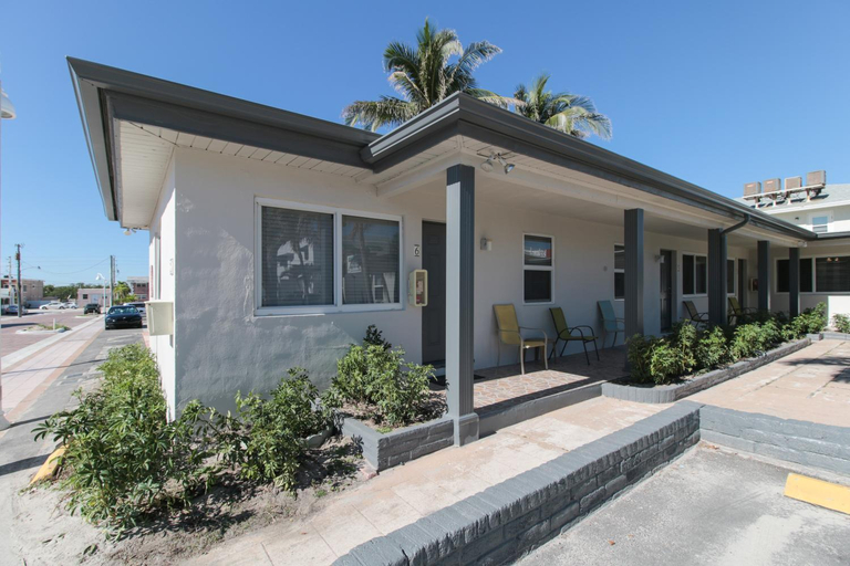 Exterior & Views 1, The Dolphin Hollywood, Broward